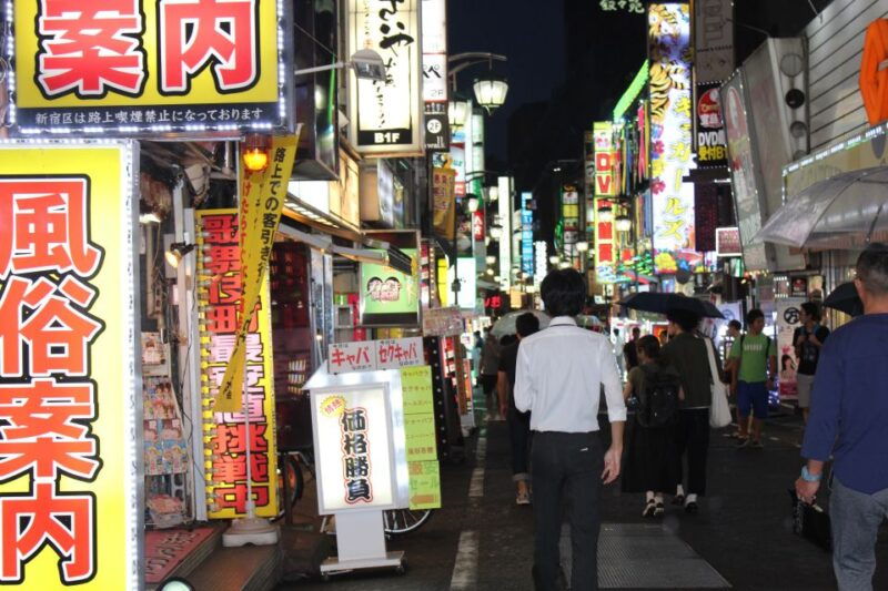 shinjuku-golden-gai-food-tour