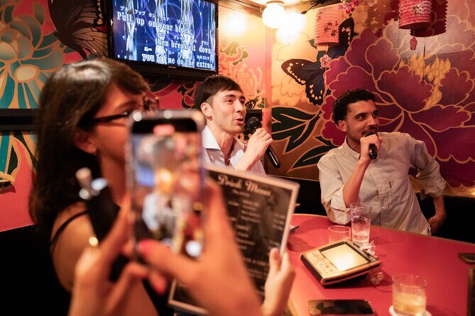 Shinjuku Night Tour: Izakaya, Karaoke and Golden Gai Bar Hopping - Analyzing the Experience: What You Can Expect from This Tour