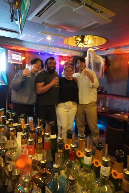 shinjuku-nightlife-tour-with-izakaya-karaoke-bar-and-ramen