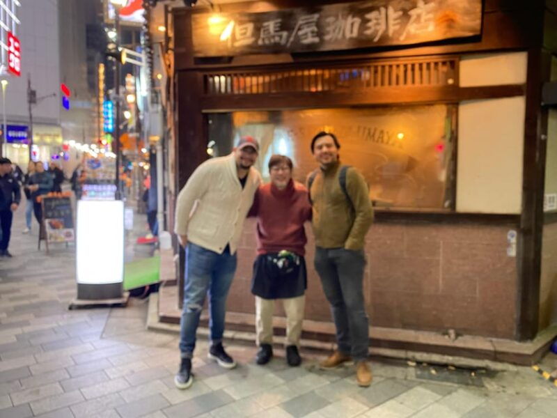 shinjuku-okubo-night-japanese-dinner-sake-tasting-karaoke