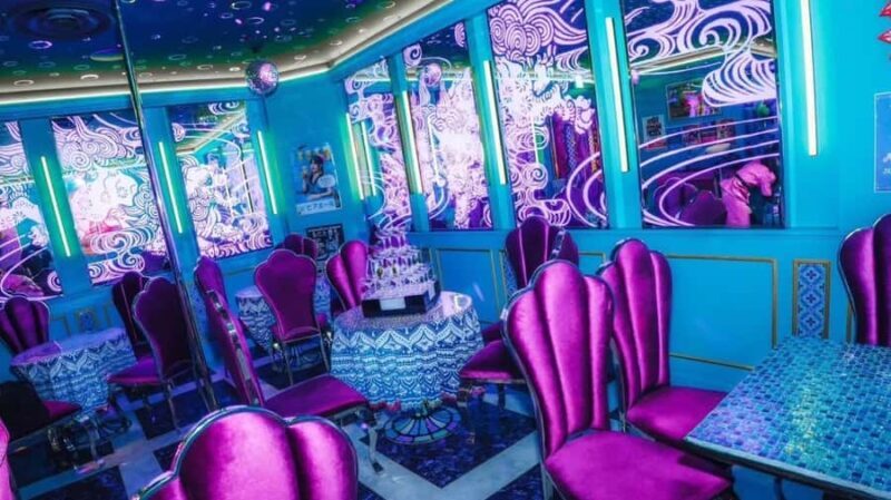 Shinsaibashi FARPLANE PARCO Bar Entry + Drink (For Foreign) - Key Points