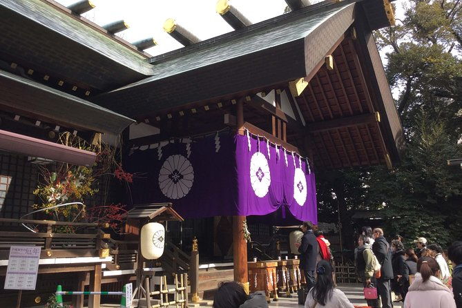 shinto-shrine-tour-explore-japanese-culture-in-tokyo