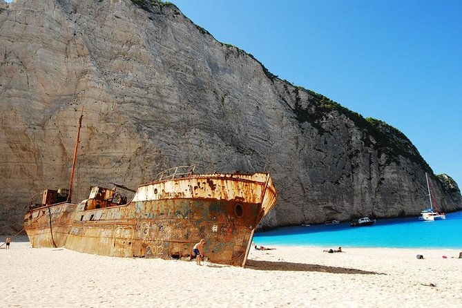 shipwreck-and-blue-caves-8m-private-boat-tour-up-to-11pax