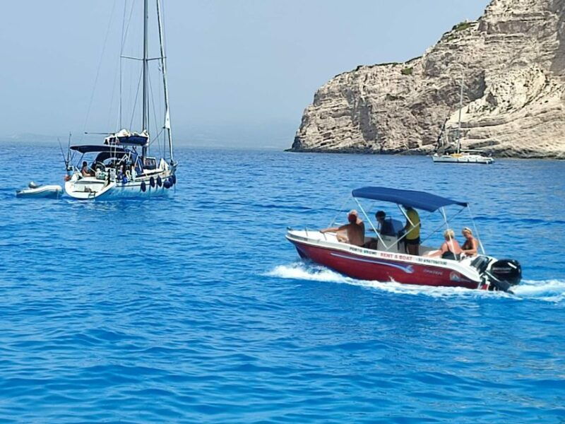 shipwreck-and-caves-private-boat-rental-without-skipper