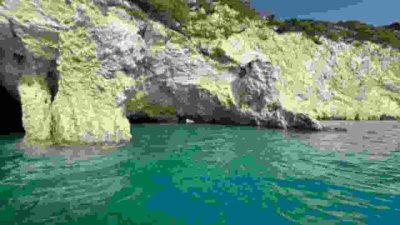 Shipwreck cruise, Blue Caves cruise, Xigia Beach, 3 stops - Introduction