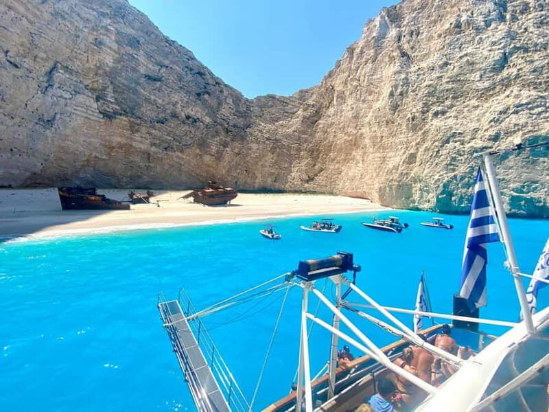 Shipwreck cruise, Blue Caves cruise, Xigia Beach, 3 stops - FAQ