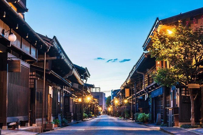 Shirakawa-go Minkaen Light Up & Hida Takayama from Nagoya - FAQs