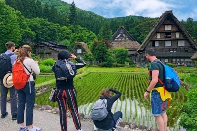 shirakawago-all-must-sees-private-chauffeur-tour-with-a-driver-takayama-dep