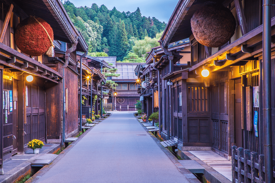 shirakawago-and-takayama-1-day-bus-tour-from-nagoya