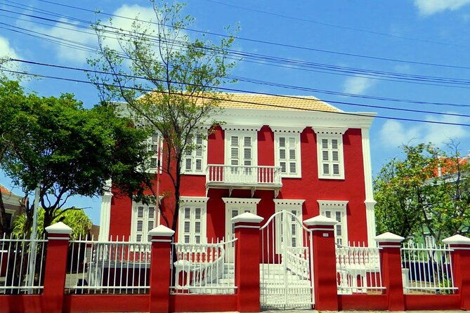 shop-and-beach-guided-tour-in-curacao-city