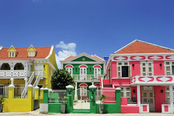 shop-and-beach-guided-tour-in-curacao-city