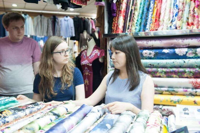 shop-like-a-localexploring-the-market-with-a-natives-touch