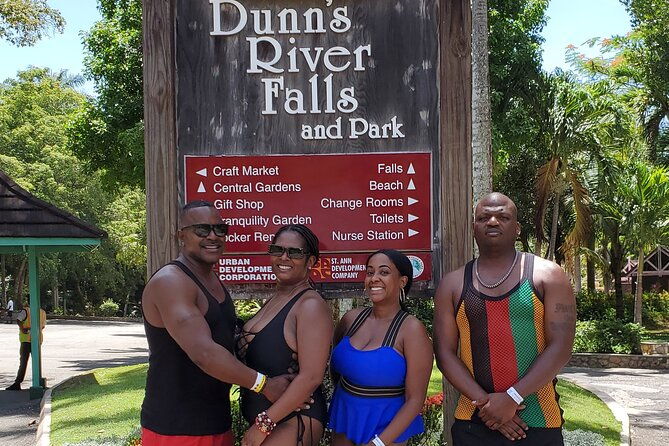 shopping-and-dunns-river-falls-from-montego-bay-to-ochi-rios