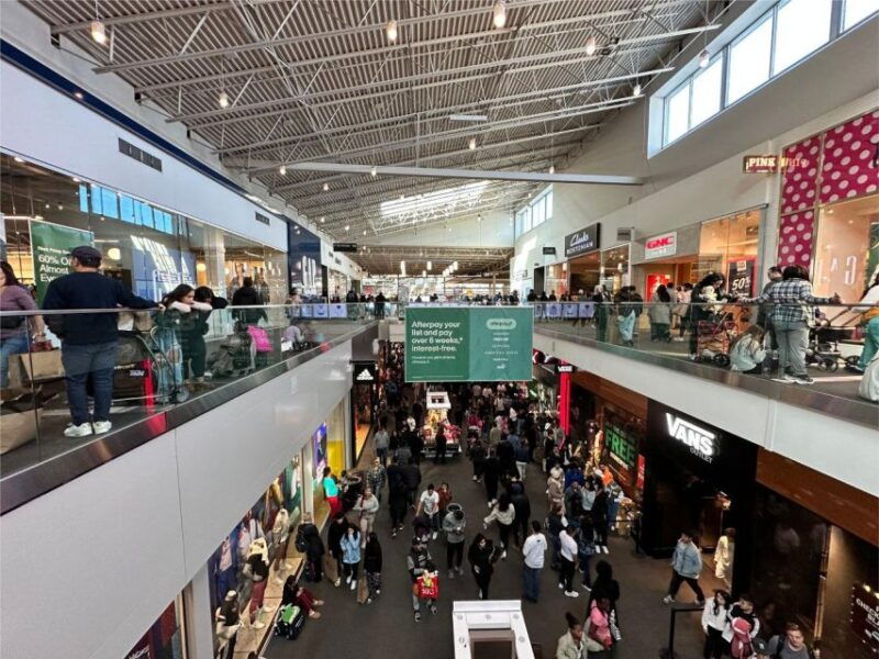 shopping-at-jersey-gardens