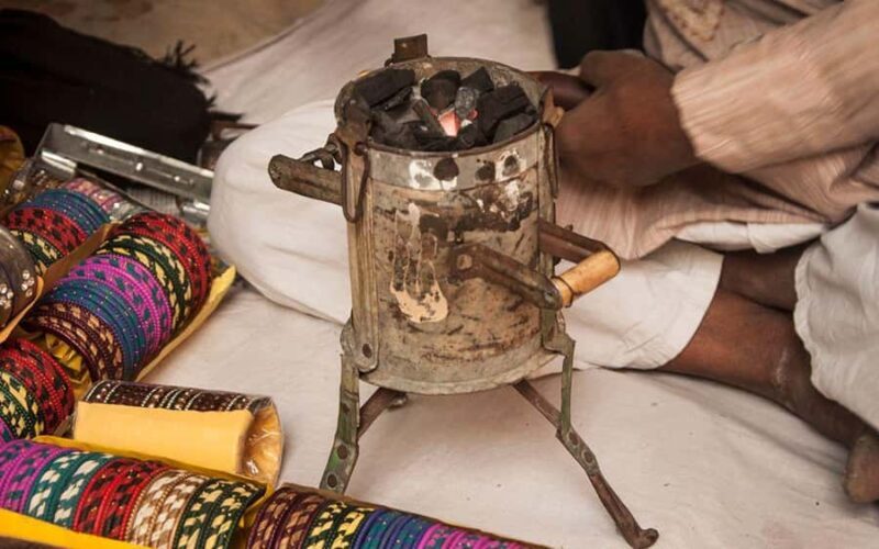 Shopping, Lac Bangles Making & Photostop at Hawa Mahal - Exploring Jaipur’s Vibrant Bazaars