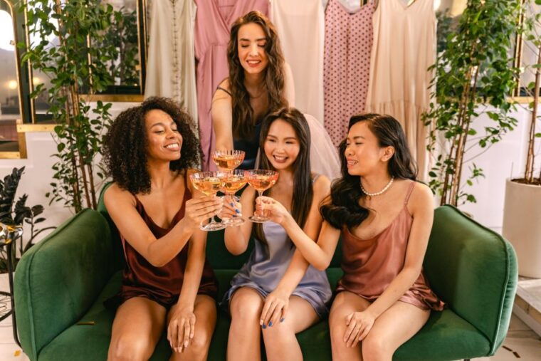 shopping-parisian-style-with-a-stylist