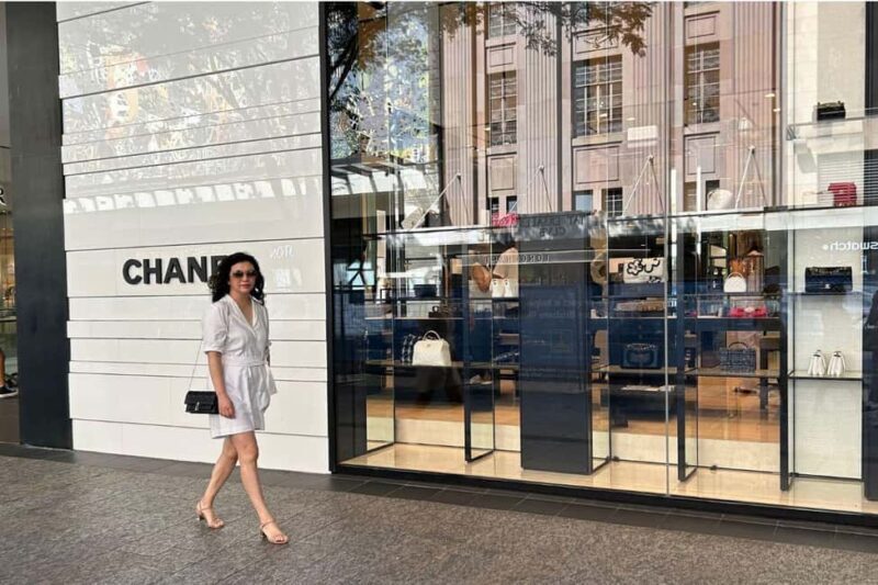 Shopping & Styling Tour with a Personal Stylist - Who Will Love This Tour?