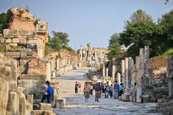 Shore Excursion 1 or 2 Day Private Tour from Kusadasi Port for Ephesus-Pergamon - Transportation, Timing, and Group Size