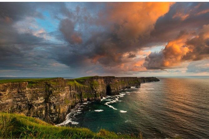 shore-excursion-cliffs-of-moher-explorer-tour-wild-atlantic-way-from-galway