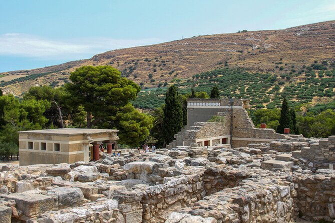 shore-excursion-crete-cave-of-zeus-palace-of-knossos-villages