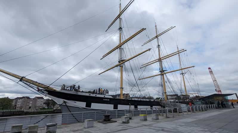 shore-excursion-f-greenock-glasgow-kelpies-falkirk-wheel