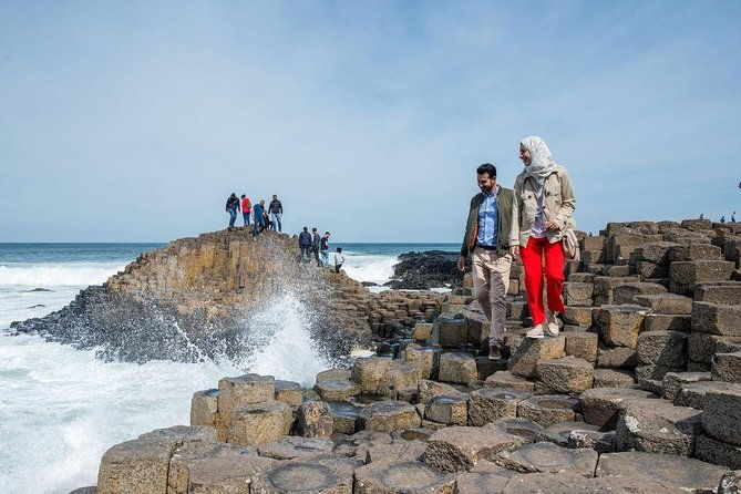 shore-excursion-from-belfast-including-giants-causeway-and-belfast-city