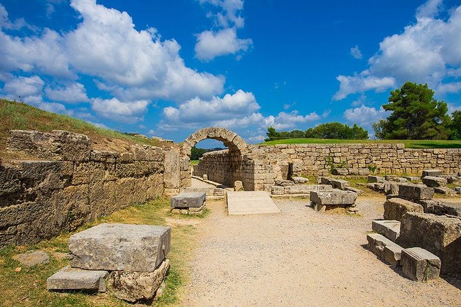 shore-excursion-from-katakolo-virtual-reality-of-ancient-olympia-2