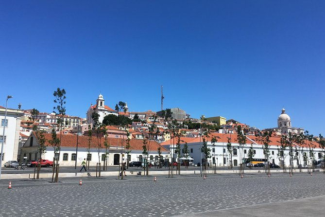 shore-excursion-lisbon-half-day-exclusive-tuk-tour