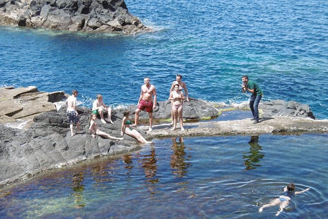 shore-excursion-northwest-terraces-and-volcanic-pools-4x4-tour