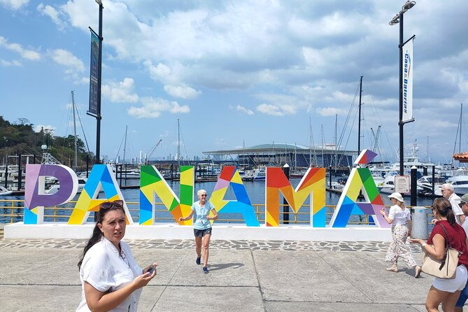 shore-excursion-panama-canal-locks-city-tour-from-amador
