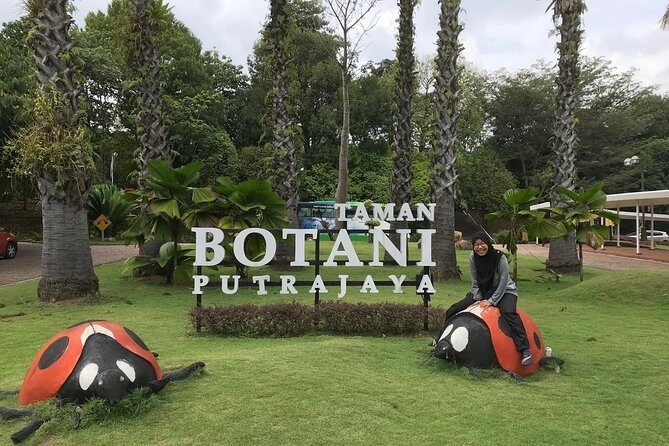 Shore Excursion: Putrajaya And Batu Caves City Tour - Transport, Timing, and the Group Experience