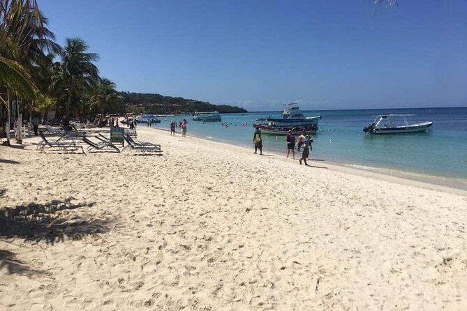 shore-excursion-roatan-west-bay-beach-and-reef-snorkel-by-boat