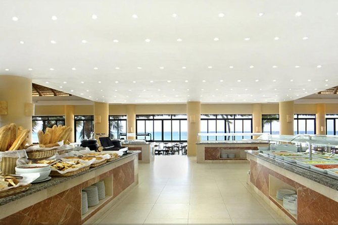 shore-excursion-viva-wyndham-resort-for-the-day-with-unlimited-food-drinks