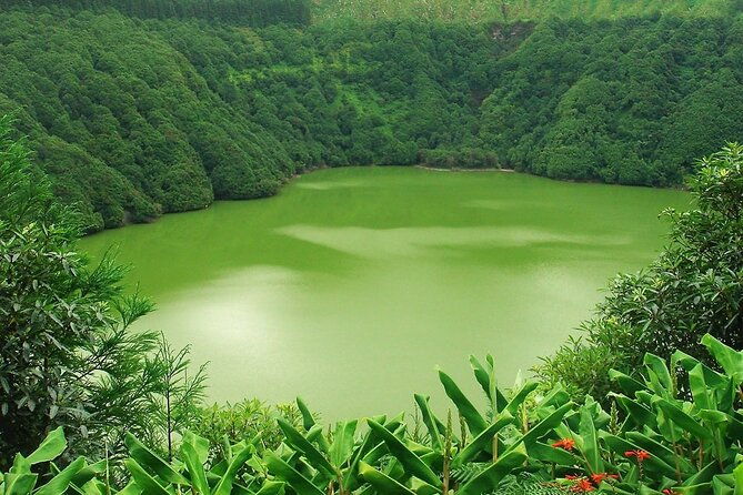 shore-excursions-to-the-volcano-and-crater-of-lagoa-das-sete-cidades
