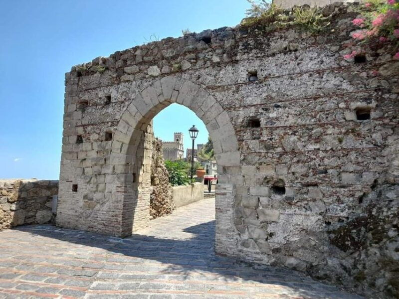 shore-tour-from-messina-port-taormina-godfather-places