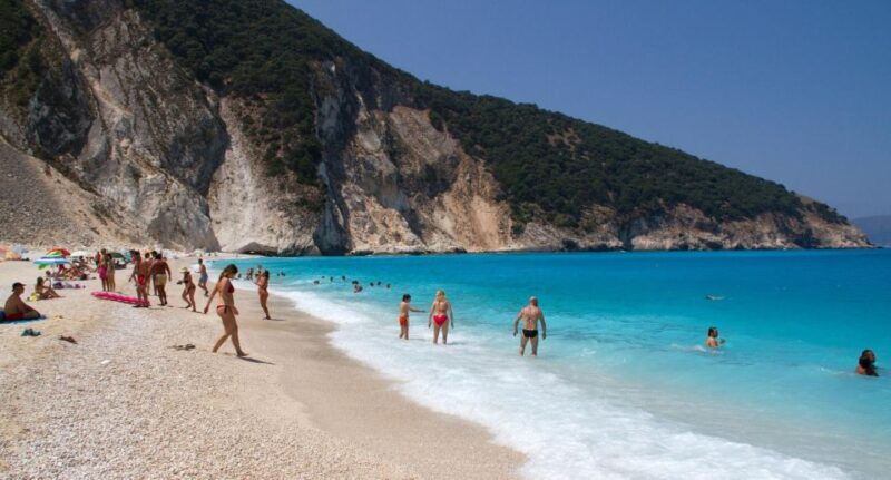 shorex-melissani-lake-and-myrtos-beach-with-swim-stop
