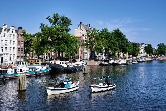 short-canal-trip-in-german-amsterdam-in-an-hour