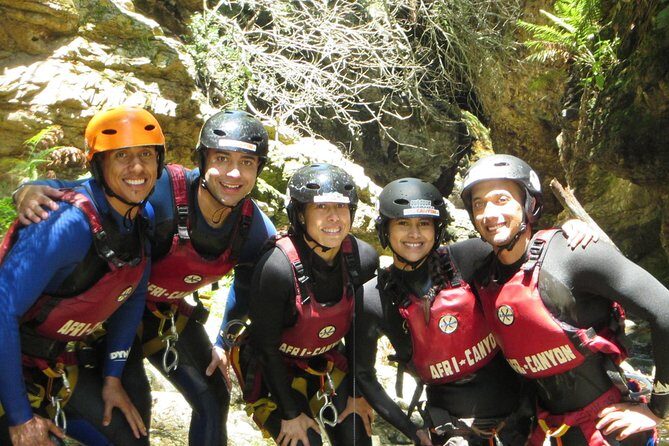 Short Canyoning Trip in The Crags - FAQ