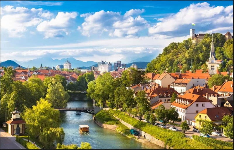 Short daily trip to Ljubljana from Trieste - Introduction to the Experience