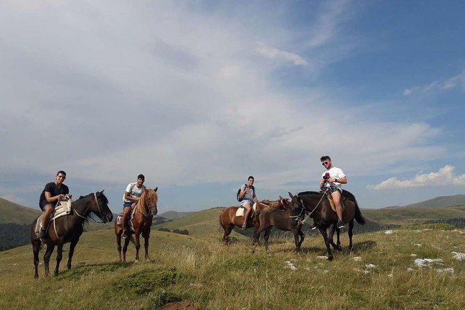 short-horseback-riding-kolasin