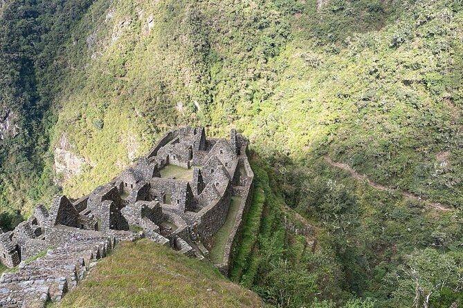 short-inca-trail-to-machu-picchu-2
