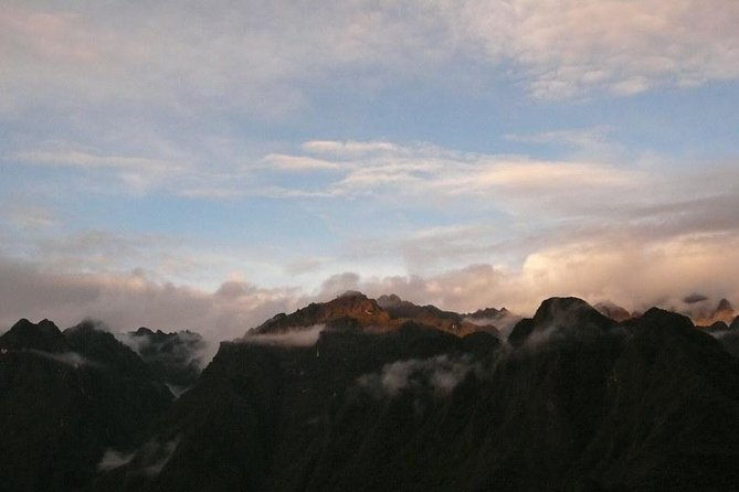 short-inca-trail-to-machu-picchu-2-days-1-night-3