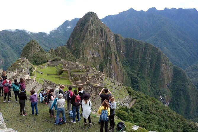 short-inca-trail-to-machu-picchu-2-days