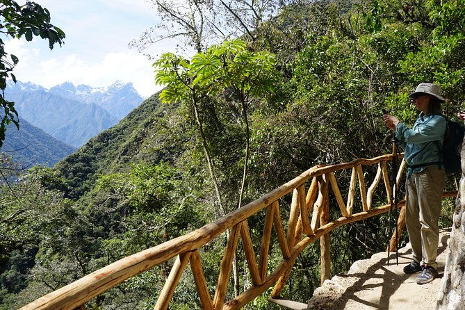 short-inca-trail-to-machu-picchu-2-days-glamping-service