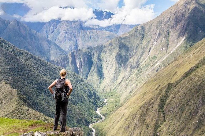 short-inca-trail-to-machu-picchu-3