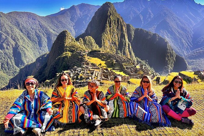 short-inca-trail-trek-to-machu-picchu-2-days-1-night-with-hotel