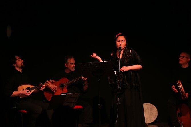 show-songs-music-and-neapolitan-dances-with-tasting