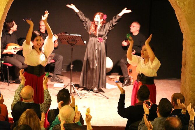 show-songs-music-and-neapolitan-dances-with-tasting