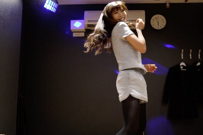 shuffle-dance-in-tokyo-with-a-tiktok-star-intermediate-level