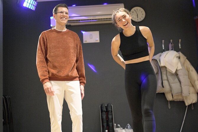 shuffle-dance-in-tokyo-with-a-tiktok-star-intermediate-level